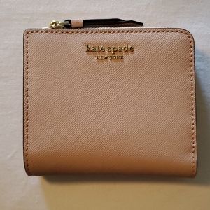 Kate Spade pink small 1-zip bifold wallet